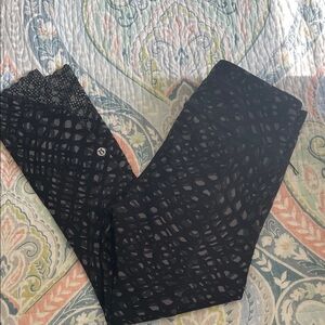 Lululemon Athletica Black Textured Leggings